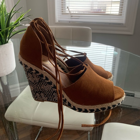 Wedges - Picture 1 of 2